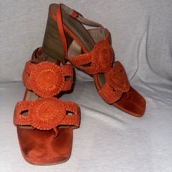 Donald Pliner Women's Shoes Orange Suede Open Toe High Block Heel Size 10 - Picture 1 of 10
